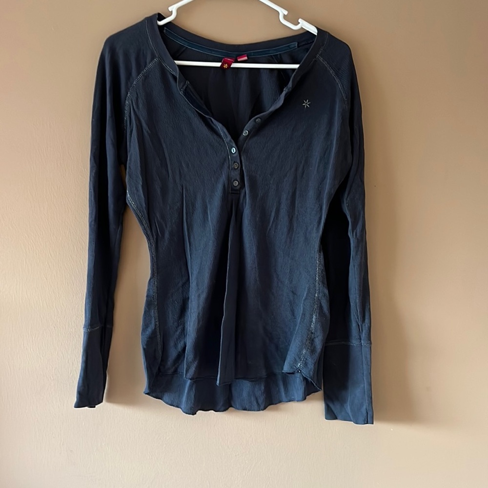Blue long sleeve top